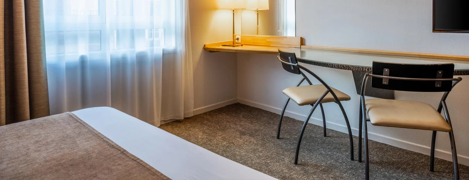 Chambre Supérieure – 1 Grand Lit - 2